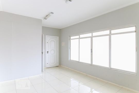 Sala de casa para alugar com 2 quartos, 190m² em Jardim Fátima, São José dos Campos
