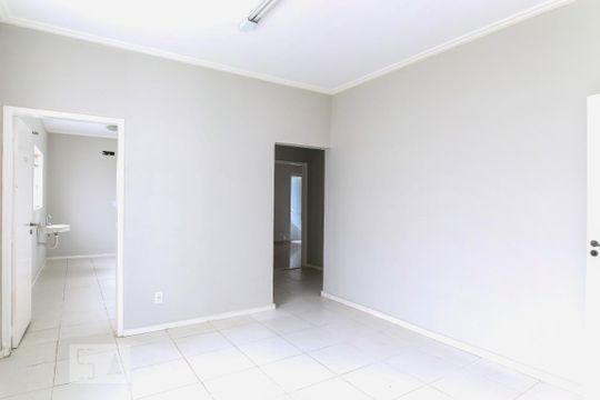 Casa para alugar com 2 quartos, 190m² em Jardim Fátima, São José dos Campos