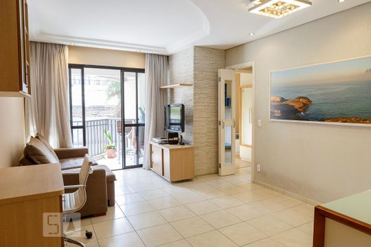 Sala de apartamento à venda com 2 quartos, 64m² em Sumaré, São Paulo