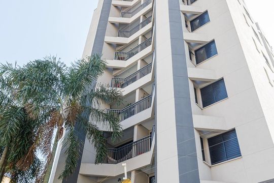 Fachada de apartamento à venda com 2 quartos, 64m² em Sumaré, São Paulo