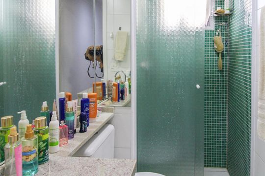 Banheiro de apartamento para alugar com 2 quartos, 100m² em Vila Medeiros, São Paulo