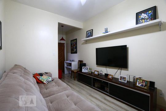 sala de apartamento à venda com 2 quartos, 65m² em Pechincha, Rio de Janeiro
