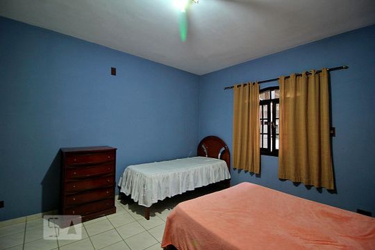 Quarto Suíte de casa à venda com 3 quartos, 178m² em Parque Marajoara, Santo André