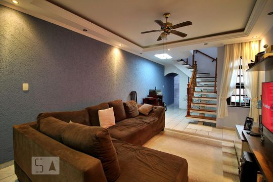 Sala de casa à venda com 3 quartos, 178m² em Parque Marajoara, Santo André