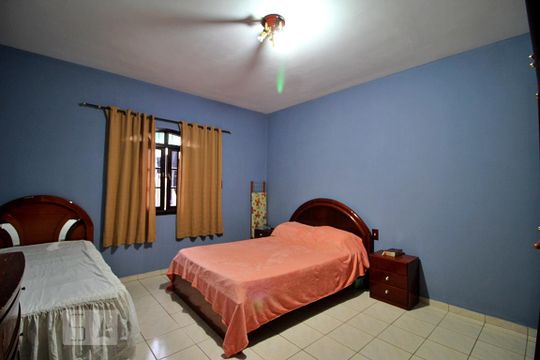 Quarto Suíte de casa à venda com 3 quartos, 178m² em Parque Marajoara, Santo André
