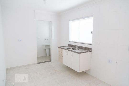 Cozinha de apartamento para alugar com 1 quarto, 36m² em Vila Invernada, São Paulo