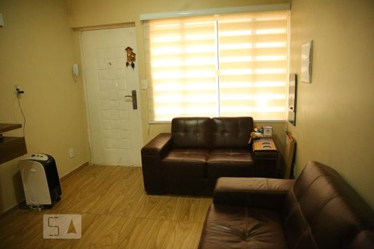 Sala de casa à venda com 3 quartos, 150m² em Vila Mariana, São Paulo