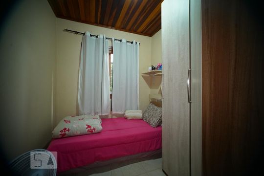 Quarto 1 de casa à venda com 4 quartos, 120m² em Humaitá, Porto Alegre