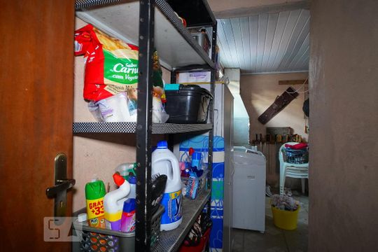 Entrada Area de serviço de casa à venda com 4 quartos, 120m² em Humaitá, Porto Alegre