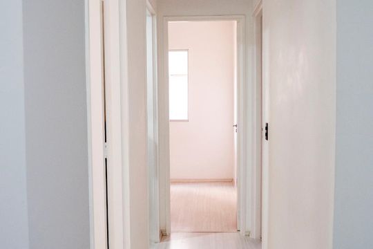 Corredor de apartamento para alugar com 3 quartos, 78m² em São João Climaco, São Paulo