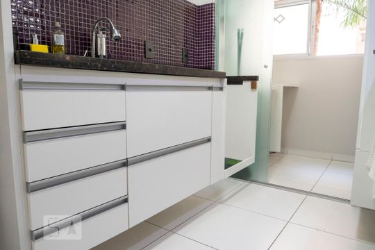 Cozinha de apartamento para alugar com 3 quartos, 78m² em São João Climaco, São Paulo