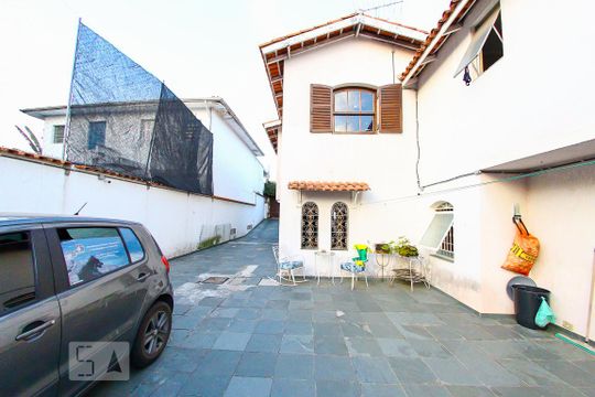 Quintal de casa para alugar com 6 quartos, 248m² em Tremembé, São Paulo