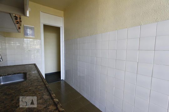 Cozinha de apartamento à venda com 2 quartos, 48m² em Jacarepaguá, Rio de Janeiro