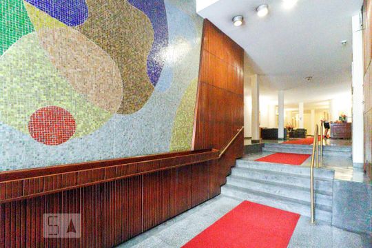 Entrada de apartamento para alugar com 1 quarto, 54m² em Consolação, São Paulo