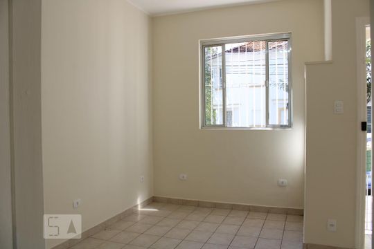 Casa para alugar com 2 quartos, 86m² em Vila Romana, São Paulo
