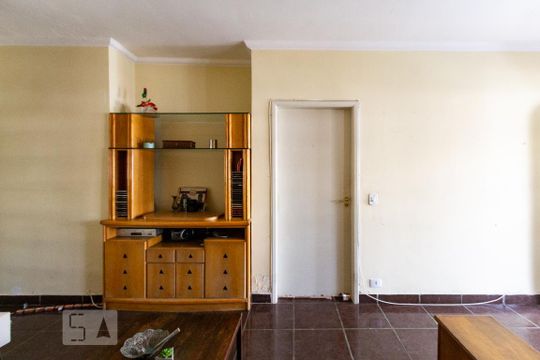 Sala de casa para alugar com 8 quartos, 550m² em Jardim Vera Cruz, São Paulo