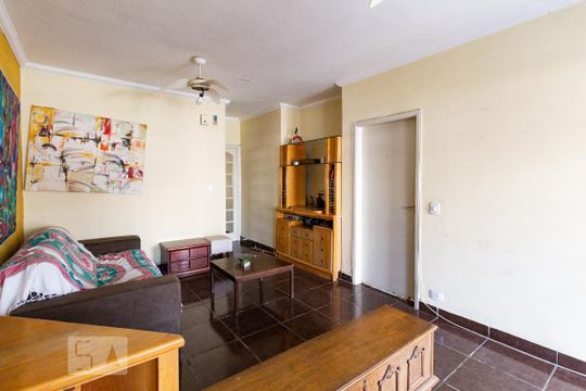 Sala de casa para alugar com 8 quartos, 550m² em Jardim Vera Cruz, São Paulo