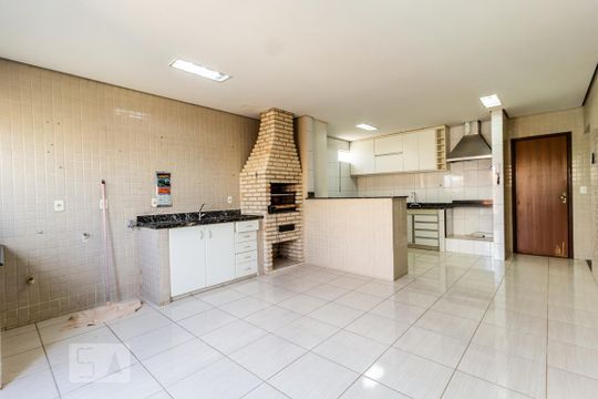 Cozinha de apartamento para alugar com 4 quartos, 120m² em Ceilândia Norte (ceilândia), Brasília