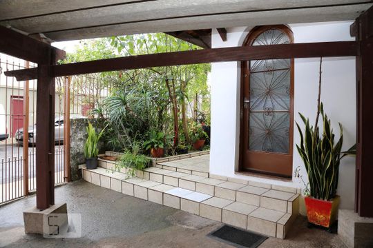 Garagem de casa à venda com 3 quartos, 160m² em Jardim Morro Verde, São Paulo