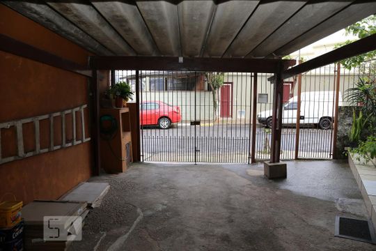Garagem de casa à venda com 3 quartos, 160m² em Jardim Morro Verde, São Paulo