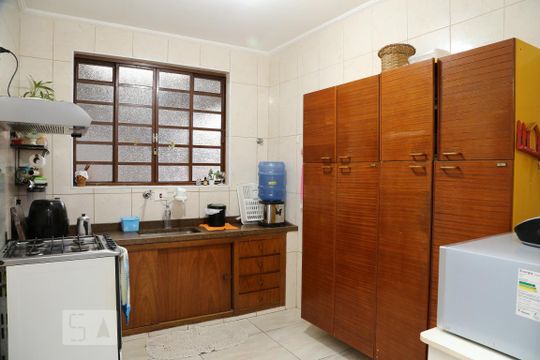 Cozinha de casa à venda com 3 quartos, 160m² em Jardim Morro Verde, São Paulo