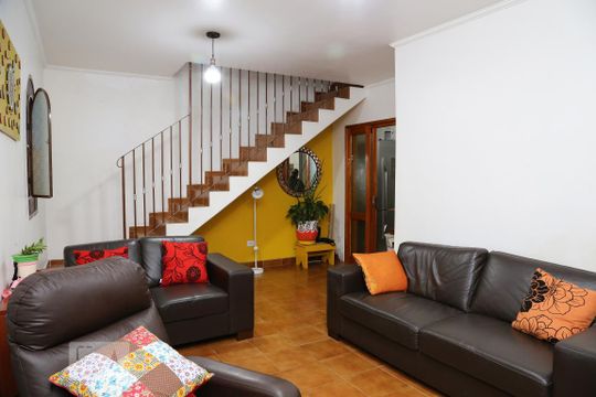 Sala de casa à venda com 3 quartos, 160m² em Jardim Morro Verde, São Paulo