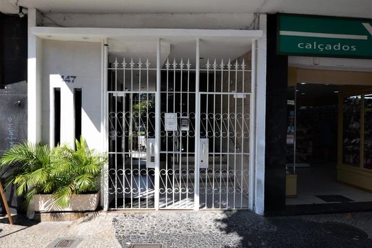 Fachada de apartamento à venda com 3 quartos, 277m² em Laranjeiras, Rio de Janeiro