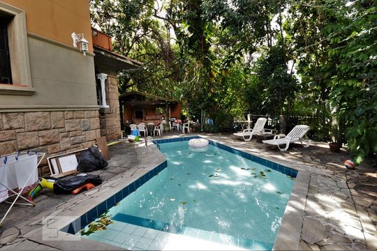 Área de Lazer  de casa para alugar com 4 quartos, 450m² em Cosme Velho, Rio de Janeiro