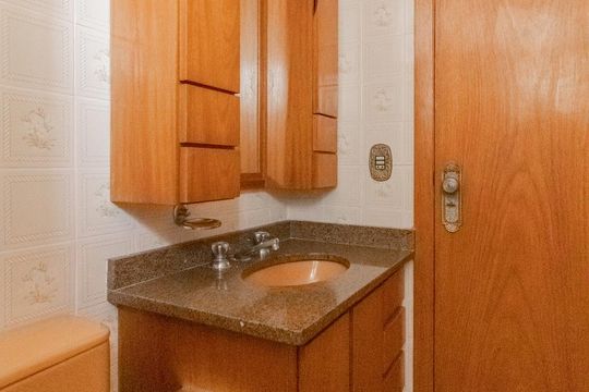 Banheiro de apartamento para alugar com 1 quarto, 75m² em Mirandópolis, São Paulo
