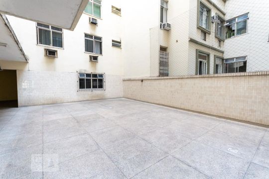 Área comum de apartamento à venda com 3 quartos, 100m² em Grajau, Rio de Janeiro
