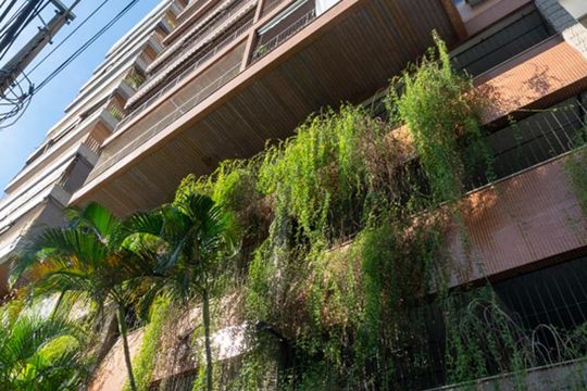 Fachada de apartamento à venda com 3 quartos, 100m² em Grajau, Rio de Janeiro