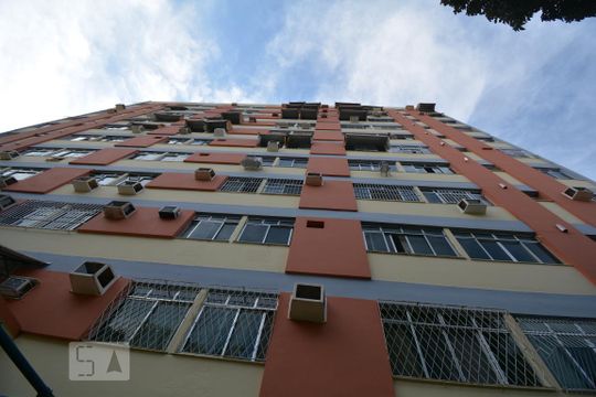 Fachada do bloco de apartamento à venda com 2 quartos, 73m² em Méier, Rio de Janeiro