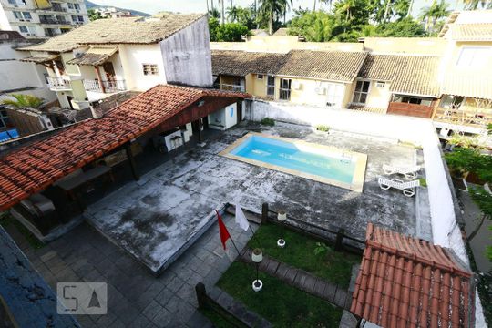 Quintal de casa de condomínio à venda com 4 quartos, 760m² em Taquara, Rio de Janeiro