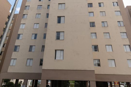 Fachada de apartamento à venda com 3 quartos, 70m² em Vila Constança, São Paulo
