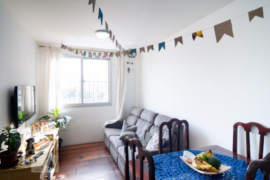 Sala de apartamento à venda com 3 quartos, 70m² em Vila Constança, São Paulo