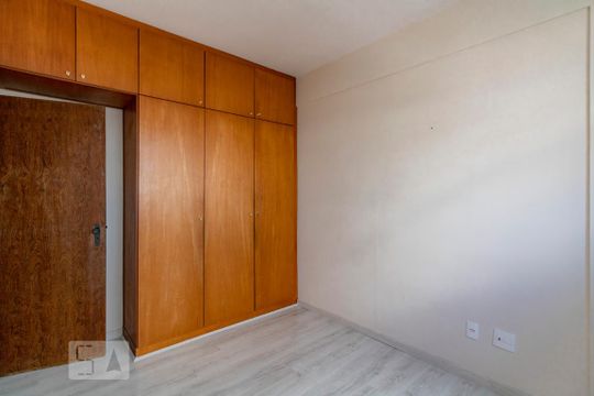quarto 2 de apartamento para alugar com 2 quartos, 60m² em Graça, Belo Horizonte
