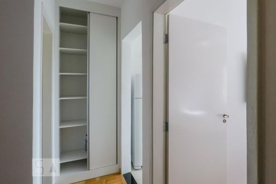 Corredor de apartamento à venda com 1 quarto, 35m² em Aclimação, São Paulo