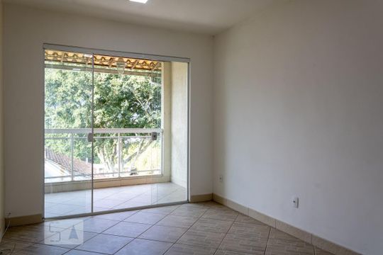 Casa para alugar com 2 quartos, 60m² em Campo Grande, Rio de Janeiro