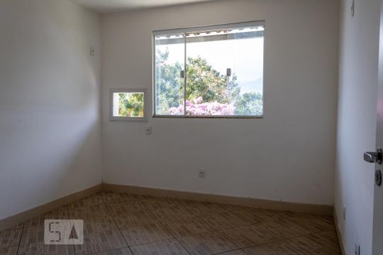 Quarto 2 de casa para alugar com 2 quartos, 60m² em Campo Grande, Rio de Janeiro