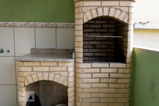 Churrasqueira de casa para alugar com 2 quartos, 60m² em Campo Grande, Rio de Janeiro