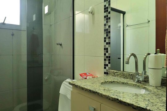 Banheiro Social de apartamento à venda com 3 quartos, 152m² em Vila Curuca, Santo André