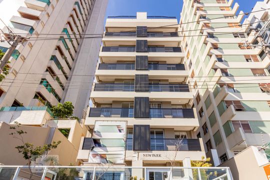 Fachada de kitnet/studio à venda com 1 quarto, 77m² em Aclimação, São Paulo
