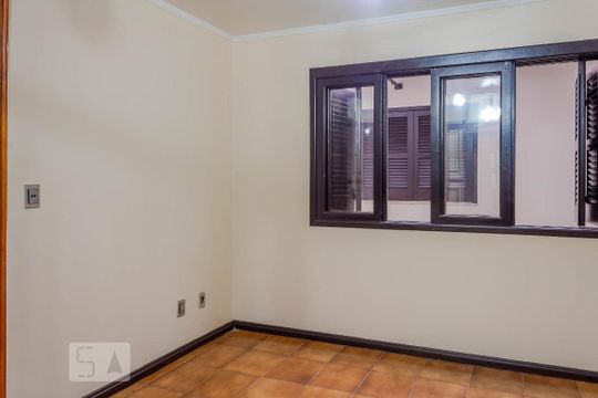 Sala 2 de casa para alugar com 5 quartos, 329m² em Harmonia, Canoas