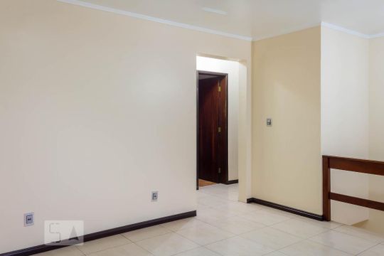 Sala 1 de casa para alugar com 5 quartos, 329m² em Harmonia, Canoas