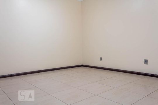 Sala 1 de casa para alugar com 5 quartos, 329m² em Harmonia, Canoas