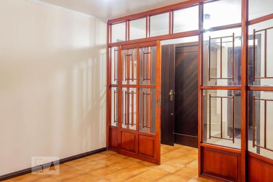 Sala 2 de casa para alugar com 5 quartos, 329m² em Harmonia, Canoas