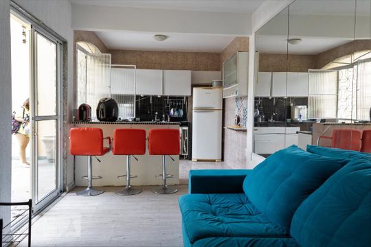 Casa para alugar com 2 quartos, 130m² em Campo Grande, Rio de Janeiro