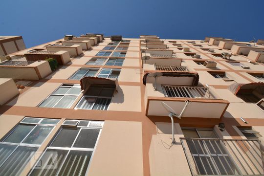 Fachada do bloco de apartamento à venda com 3 quartos, 90m² em Riachuelo, Rio de Janeiro