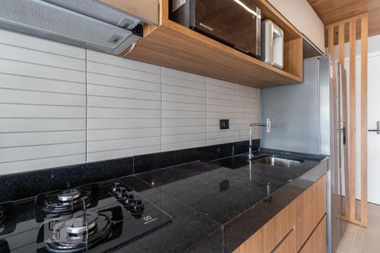 Cozinha de apartamento para alugar com 2 quartos, 65m² em Vila Olímpia, São Paulo
