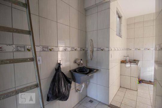 Área de Serviço de casa de condomínio para alugar com 2 quartos, 60m² em Taquara, Rio de Janeiro